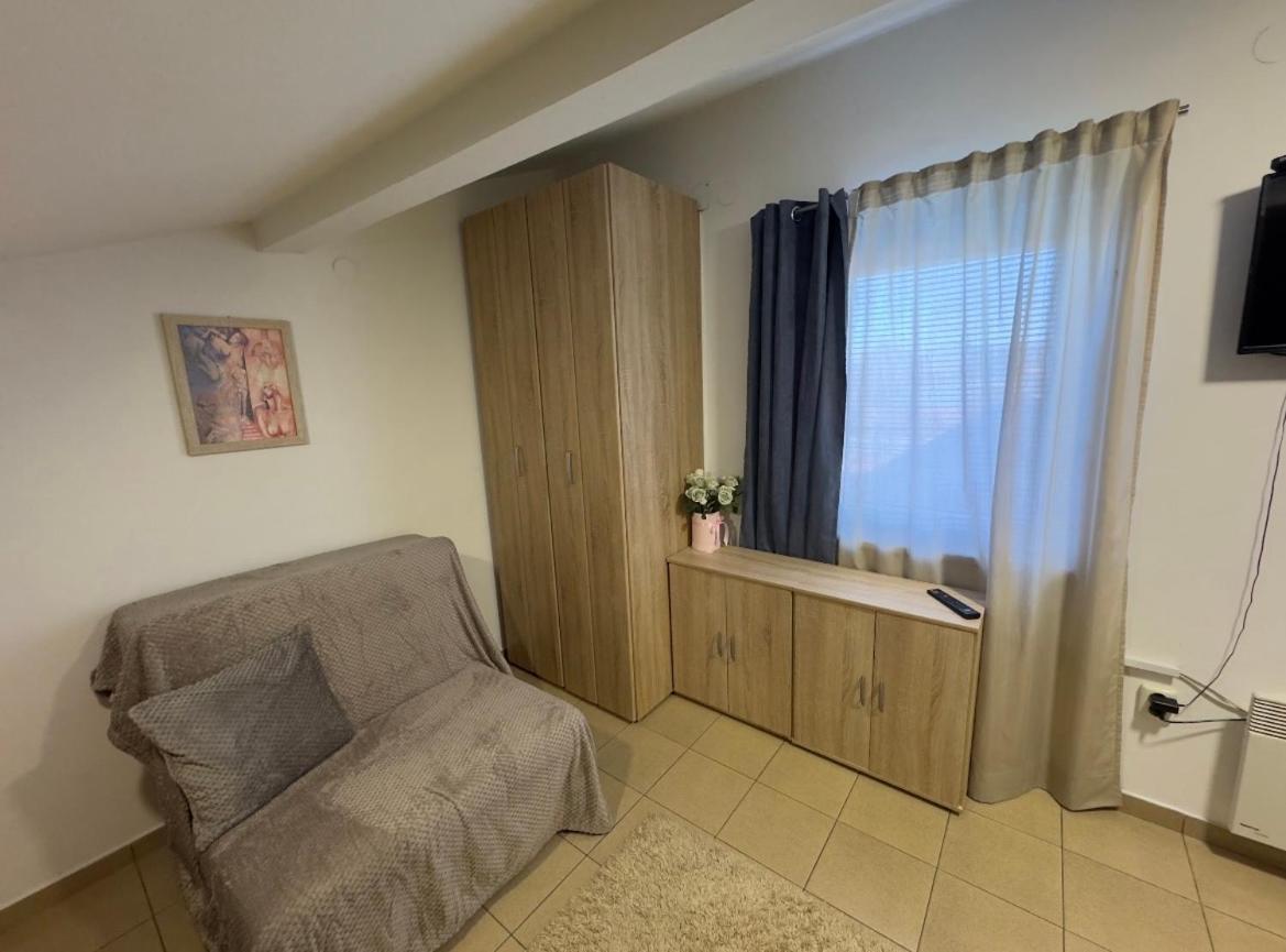 Guesthouse Vladimir & Ana Pančevo Zewnętrze zdjęcie