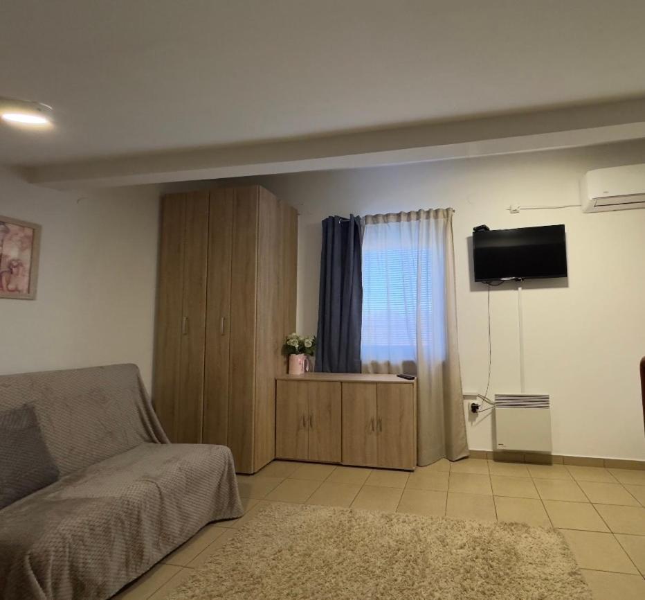 Guesthouse Vladimir & Ana Pančevo Zewnętrze zdjęcie